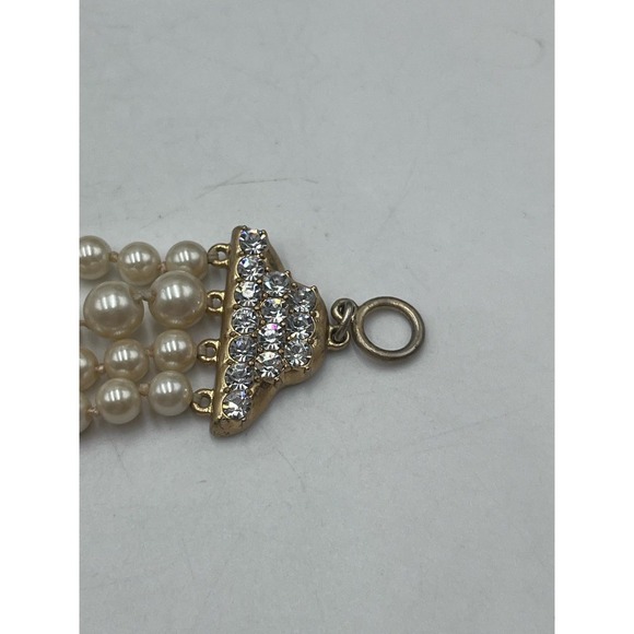 J. Crew Multi-Strand White Faux Pearl Spring Ring Rhinestones Bracelet Sz Small - Picture 9 of 12